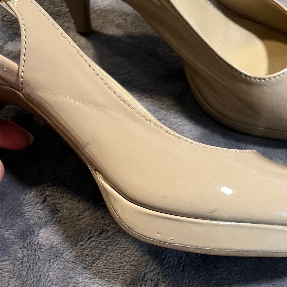 Bandolino Nude Patent Peep Toe Slingback Heels - Picture 7 of 9
